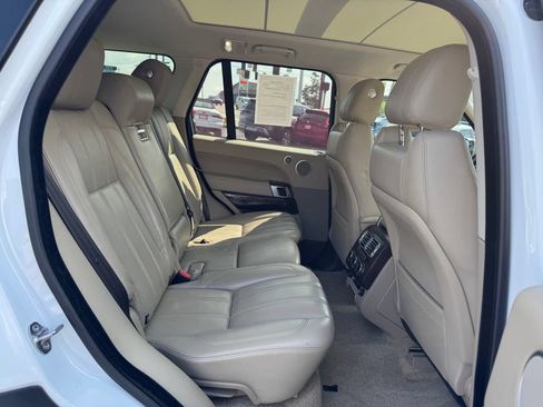Used 2015 Land Rover Range Rover Supercharged AWD/4WD image 24