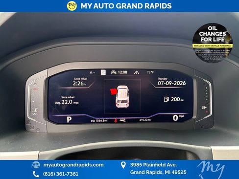 Used 2022 Volkswagen Atlas Cross Sport SEL Premium R-Line AWD/4WD image 17