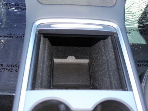 Used 2021 Tesla Model 3 Performance image 43