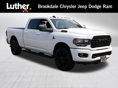 Used 2024 RAM 2500 Big Horn w/ Night Edition AWD/4WD image 1