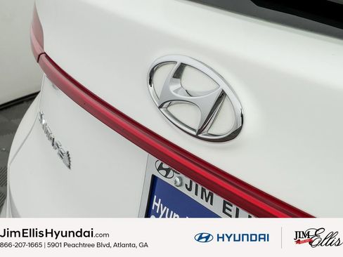 Certified 2023 Hyundai Santa Fe Limited image 38