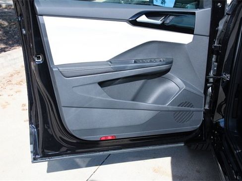 New 2026 Volkswagen Taos S image 12