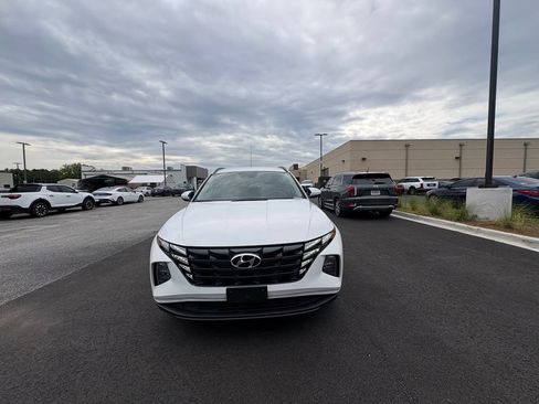 Used 2024 Hyundai Tucson SEL FWD image 8