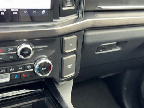 New 2026 Ford F350 Lariat w/ Black Appearance Package image 16