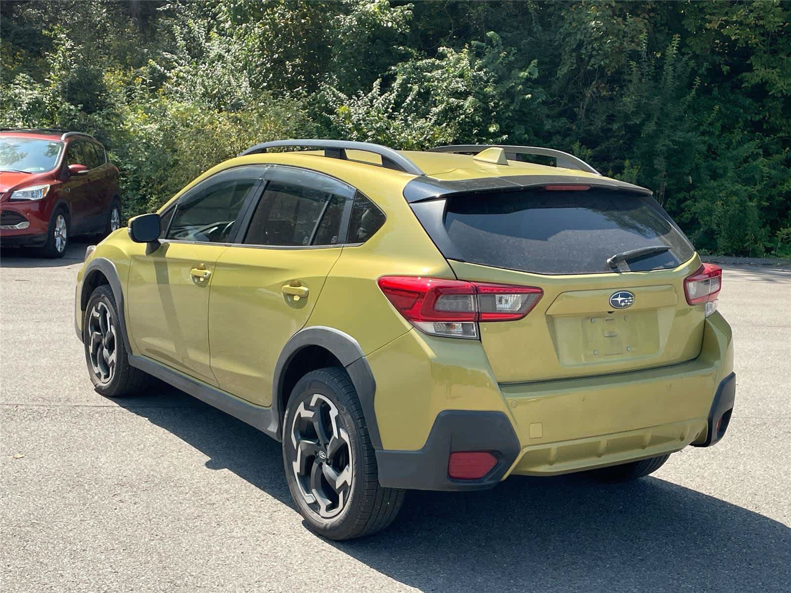Used 2021 Subaru Crosstrek 2.5i Limited w/ Moonroof Package 2 AWD/4WD image 3