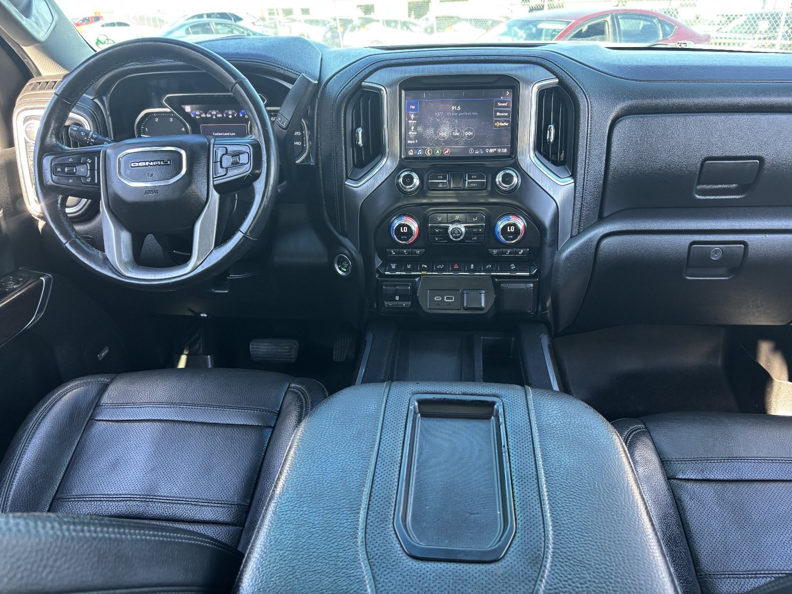 Used 2020 GMC Sierra 2500 Denali w/ Denali Ultimate Package AWD/4WD image 16