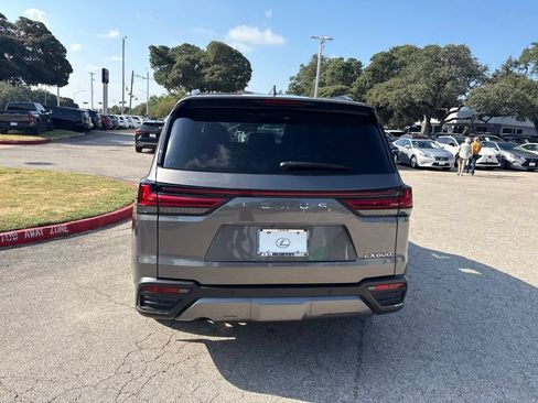 Used 2024 Lexus LX 600 4WD w/ Appearance Package image 4