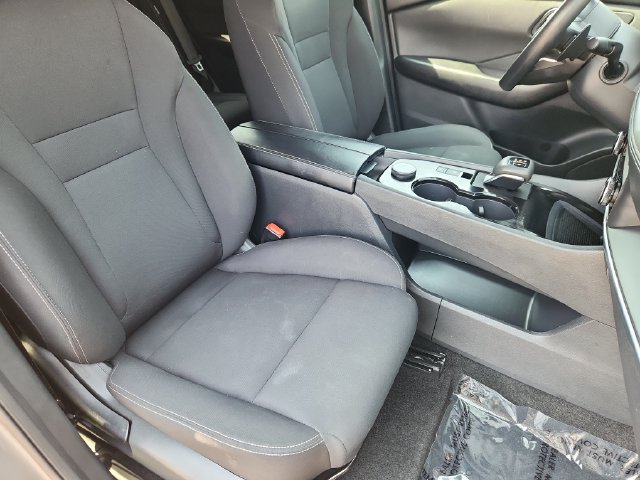 Used 2024 Nissan Rogue S AWD/4WD image 12