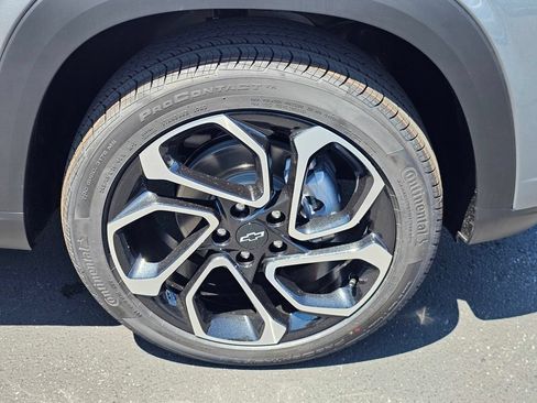 New 2026 Chevrolet Trax RS w/ Driver Confidence Package FWD image 7