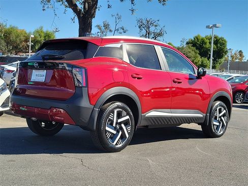 New 2026 Nissan Kicks SV w/ Illumination Package image 2