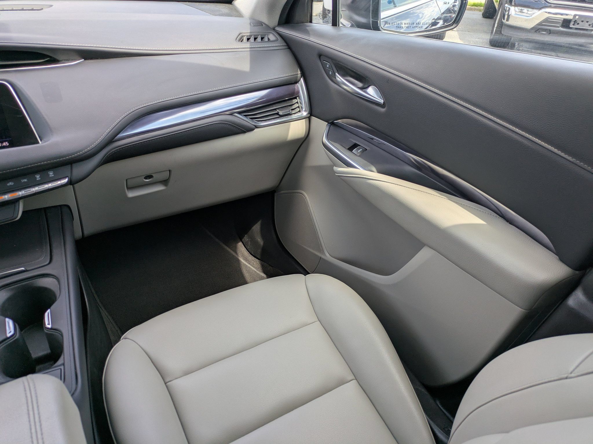 Used 2023 Cadillac XT4 Luxury FWD image 18
