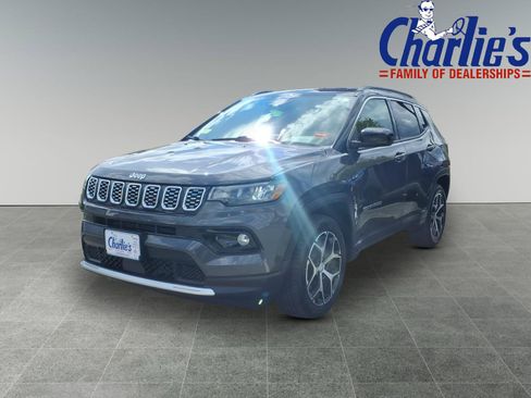 Used 2024 Jeep Compass Limited AWD/4WD image 1