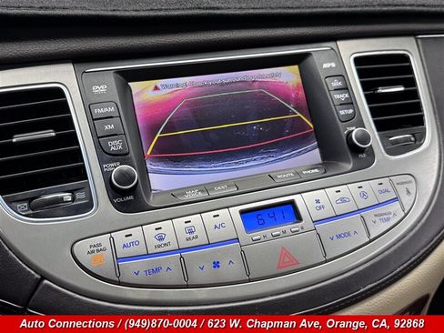 Used 2012 Hyundai Genesis 3.8 w/ Premium Pkg RWD image 18