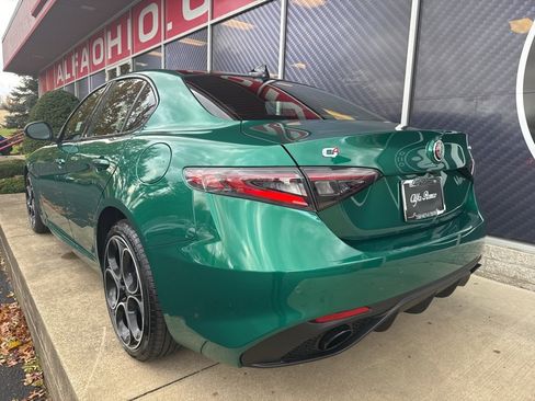 New 2025 Alfa Romeo Giulia AWD w/ Driving Assist Package image 9