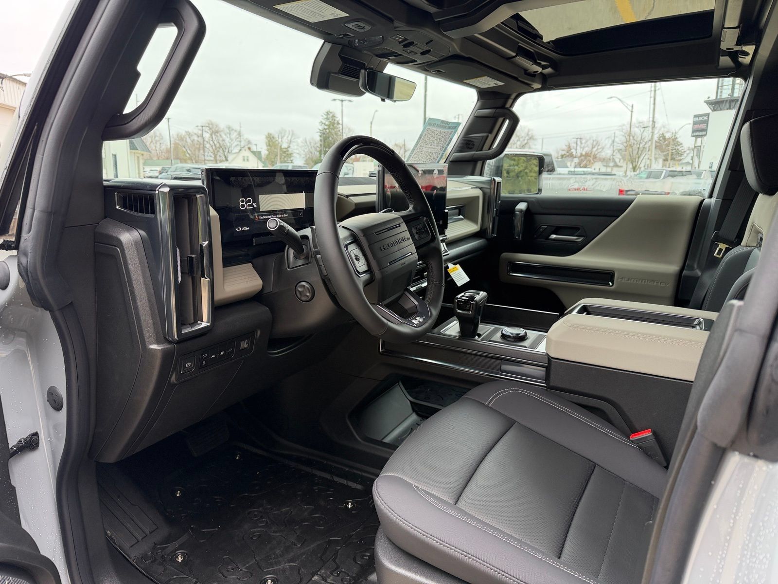 New 2026 GMC Hummer EV SUV AWD/4WD image 4