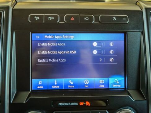 Used 2020 Ford F150 Lariat w/ Equipment Group 502A Luxury image 29