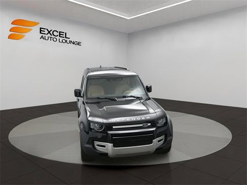 Used 2024 Land Rover Defender 130 S image 64