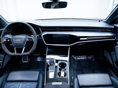 Used 2025 Audi RS 6 performance AWD/4WD image 9