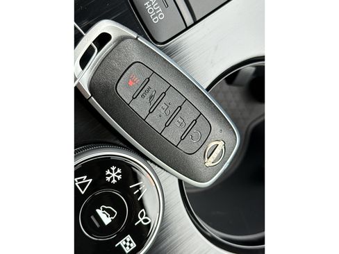 New 2026 Nissan Rogue SV AWD/4WD image 35