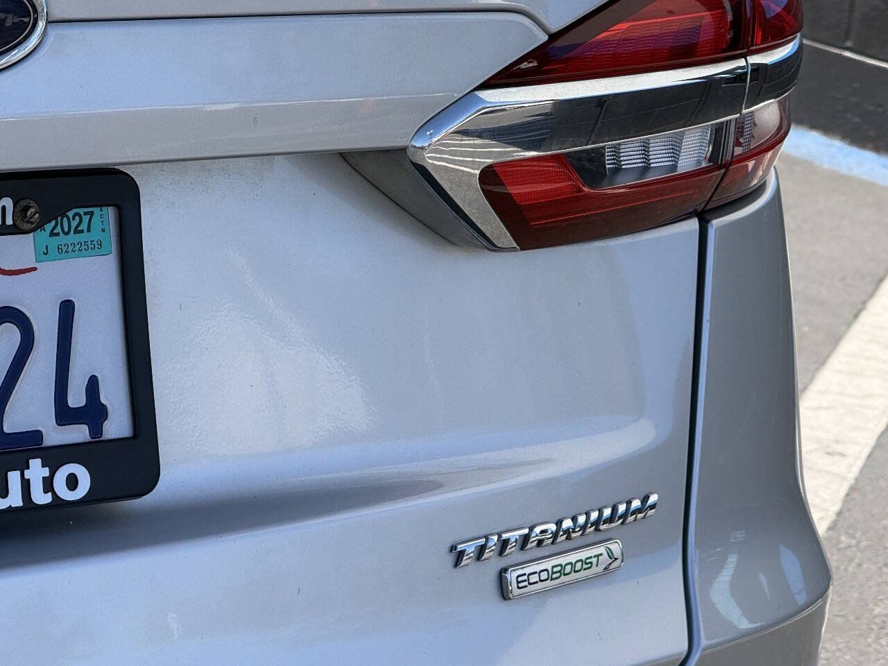 Used 2019 Ford Fusion Titanium FWD image 23