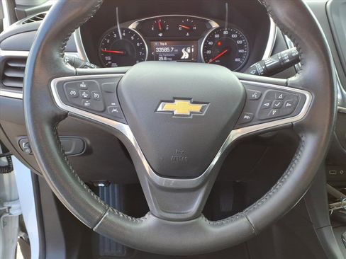 Used 2022 Chevrolet Equinox LT image 18