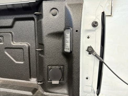 New 2026 GMC Sierra 2500 AT4 w/ AT4 Premium Plus Package image 9