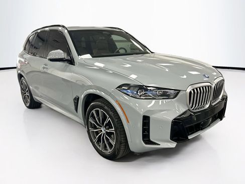Certified 2024 BMW X5 xDrive50e w/ M Sport Package image 3