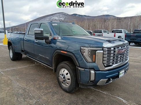 New 2026 GMC Sierra 3500 Denali w/ Denali Reserve Package AWD/4WD image 1