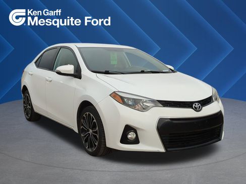Used 2015 Toyota Corolla S image 1