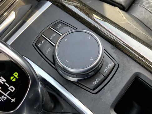 Used 2018 BMW X5 xDrive50i AWD/4WD image 14
