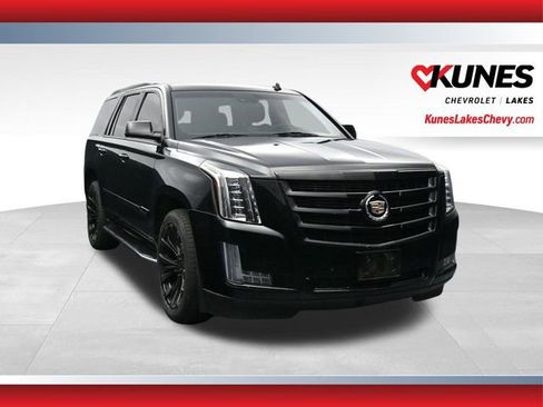 Used 2015 Cadillac Escalade Luxury AWD/4WD image 1
