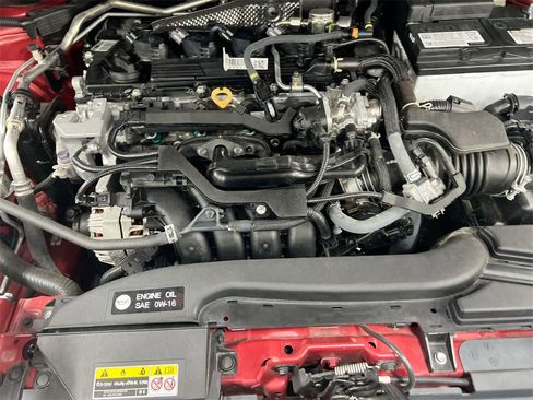 Used 2023 Toyota Corolla Cross XLE image 24