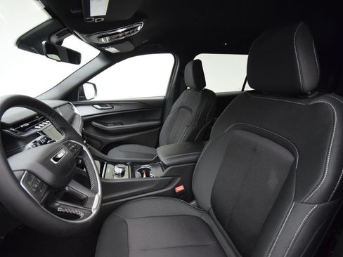 New 2026 Jeep Grand Cherokee L Laredo AWD/4WD image 32