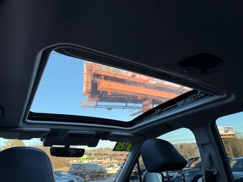 Used 2018 Subaru Forester 2.5i Limited image 6