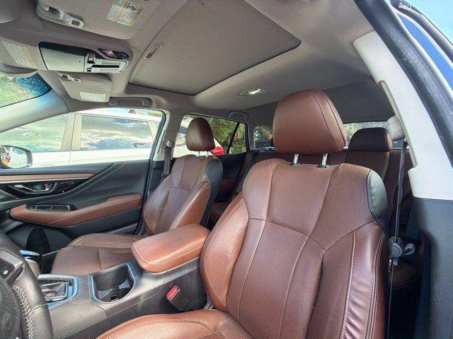 Used 2020 Subaru Outback Touring XT AWD/4WD image 5