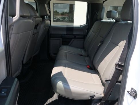 Used 2022 Ford F250 XL w/ Power Equipment Group AWD/4WD image 9