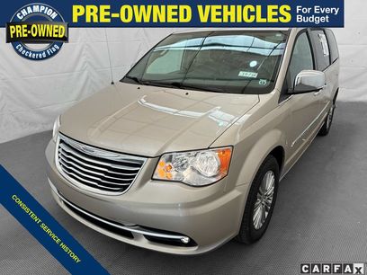 Used 2016 Chrysler Town & Country Touring-L w/ Driver Convenience Group