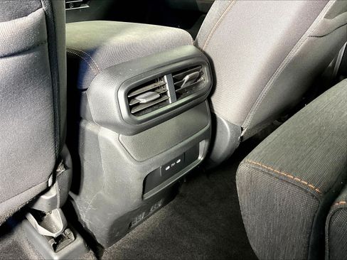 Used 2025 Honda Pilot Sport image 10