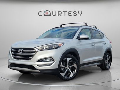 Used 2017 Hyundai Tucson Limited w/ Limited Ultimate Package 03