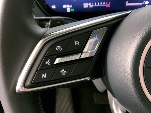 Used 2025 Buick Envision Preferred image 17