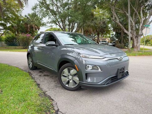 Used 2021 Hyundai Kona Ultimate w/ Cargo Package image 13