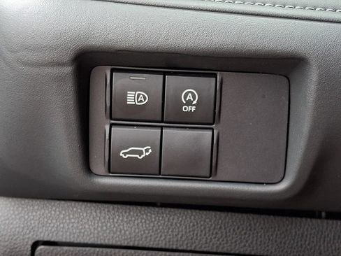 Certified 2025 Toyota Highlander XSE AWD/4WD image 24