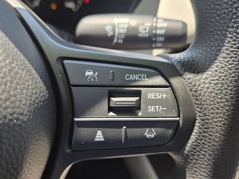 Certified 2023 Honda HR-V LX image 25