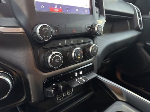 Used 2023 RAM 1500 Big Horn AWD/4WD image 29