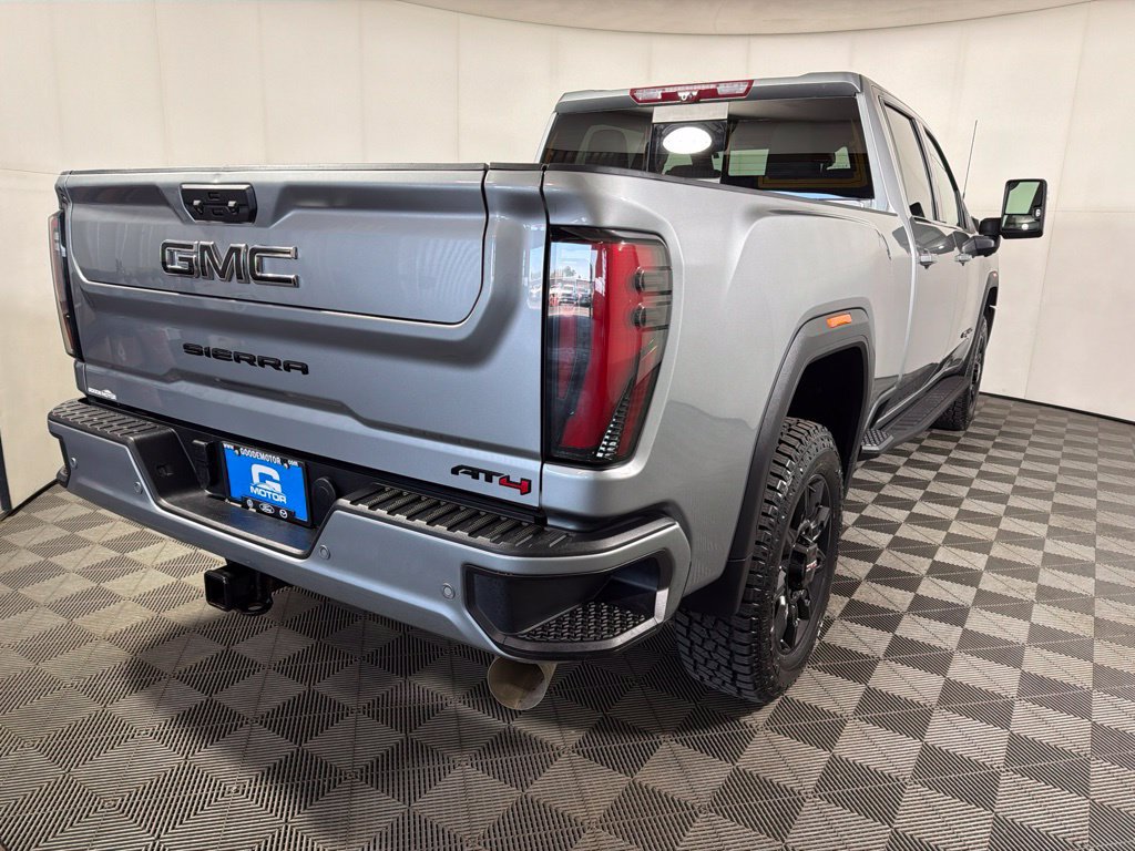 Used 2025 GMC Sierra 3500 AT4 w/ AT4 Premium Plus Package AWD/4WD image 8