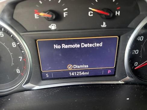 Used 2020 Chevrolet Blazer LT w/ Sound & Technology Package FWD image 5
