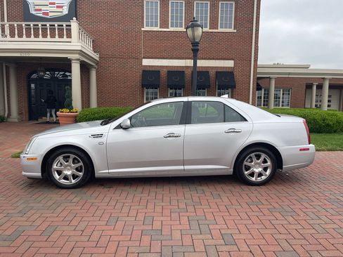 Used 2011 Cadillac STS RWD image 6