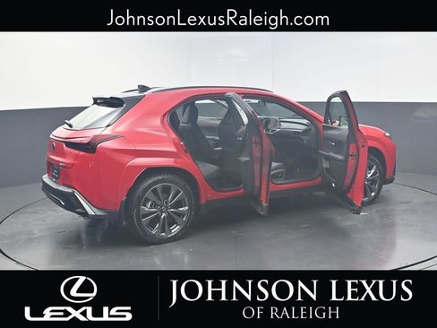 New 2025 Lexus UX 300h FWD image 22
