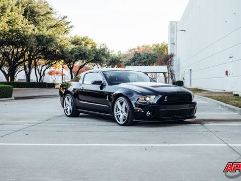 Used 2010 Ford Mustang Shelby GT500 image 57