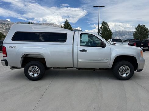 Used 2010 GMC Sierra 2500 SLE AWD/4WD image 2